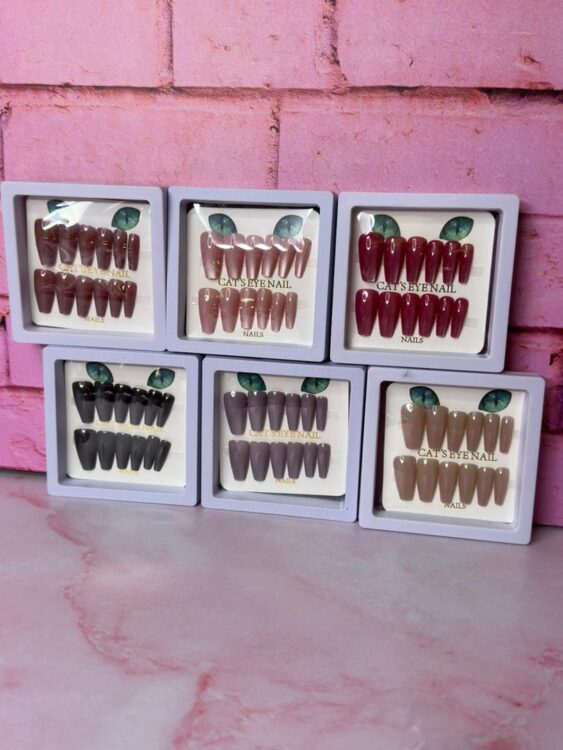 ناخن مصنوعی چشم گربه ای مدل گلدانی فقط عمده