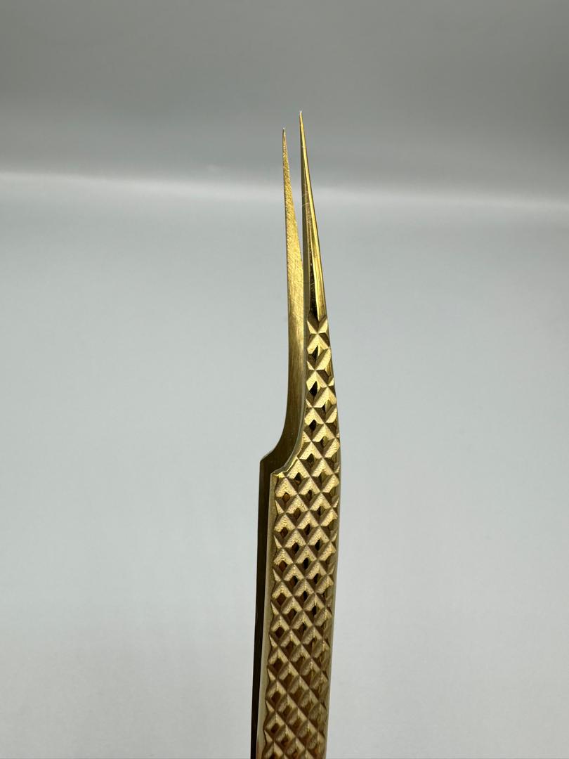 پنس دست ساز اکستنشن شیار دار طلایی (ایزوله نایکی)